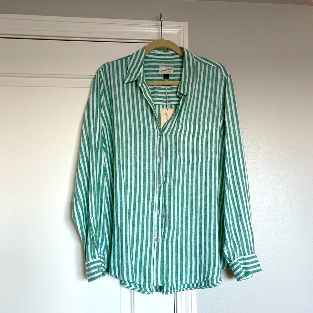 Women’s Large Linen Green and White Striped Button Up Shirt!